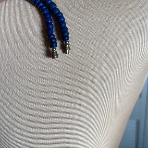 Hand-Carved Parrot Beaded Necklace Blue Tropical Boho Statement Jewelry - Picture 7 of 9